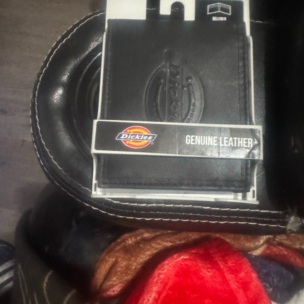 Dickies Black Leather Accessory